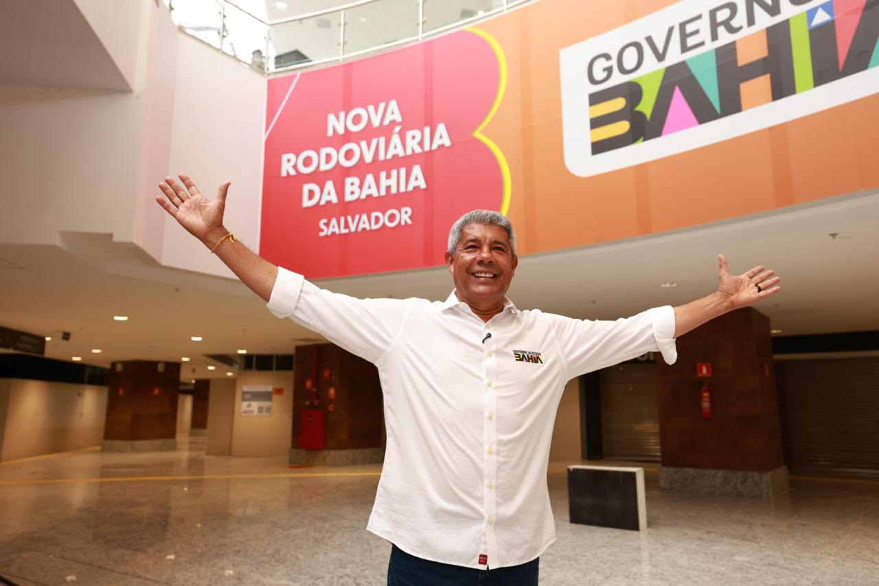 O governador está satisfeito com essa importante entrega.